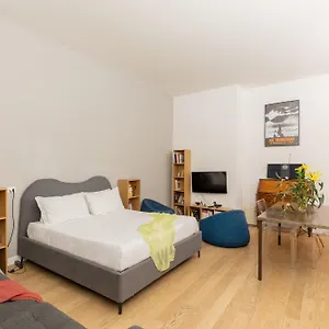 Iflat Cozy In Monti , Rome Italy